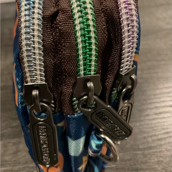 ❤️❤️❤️ Novelty Celestial Print Wristlet/Wallet ❤️❤️❤️ - Picture 5 of 5